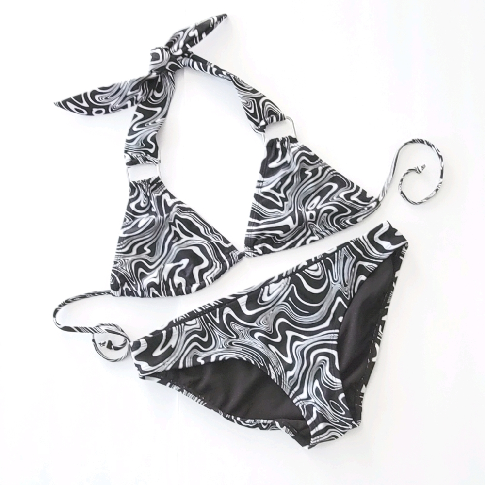 Old Navy Swim Wear. Medium-Top, Small-Bottom.